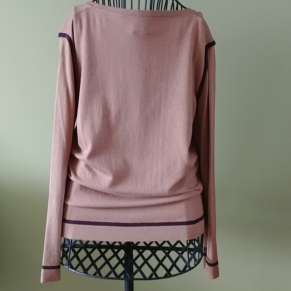 Like New Beige Sweater Cardigan size L "ANNE KLEIN" - Picture 4 of 7